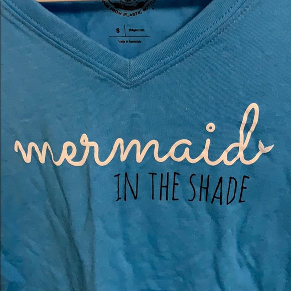 Mermaid vneck tee - Picture 2 of 5
